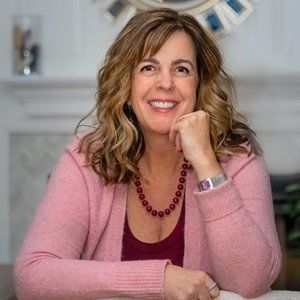 Meet your Posher, Peg